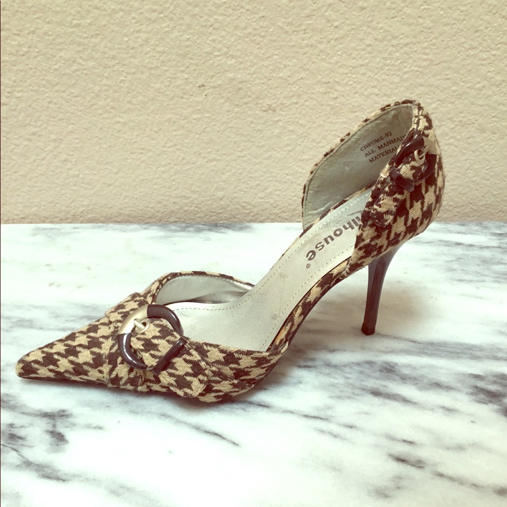 Dollhouse shoes